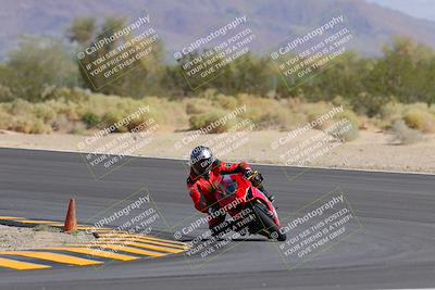 media/Oct-08-2022-SoCal Trackdays (Sat) [[1fc3beec89]]/Turn 10 (945am)/